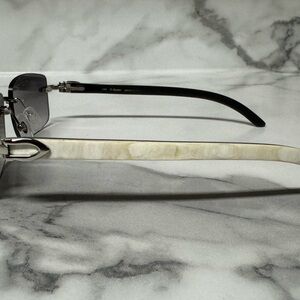 Signature C De Cartier Sunglasses (silver)